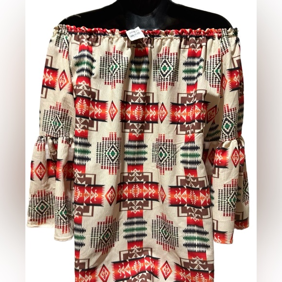 Aztec Print Off-Shoulder Top⭐️NEW⭐️ - Picture 5 of 7